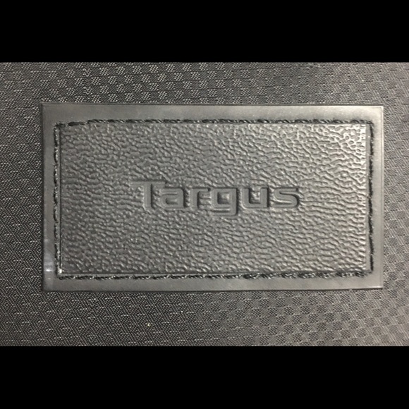 🔥SOLD🔥- Vans backpack with laptop sleeve - Picture 8 of 11